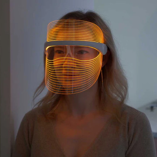 Using Akemi Glow LED Light Therapy